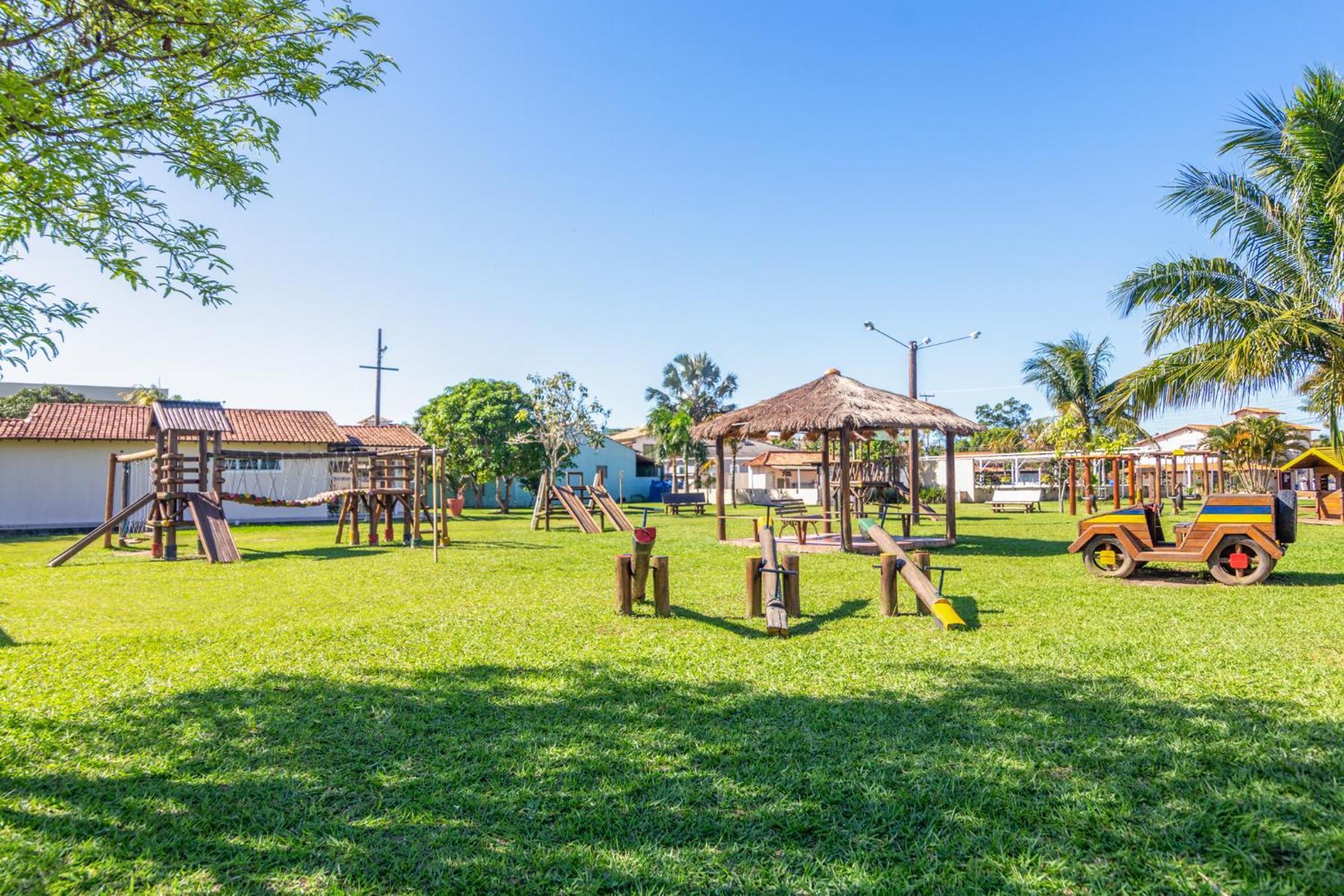 קאבו פריו Refugio Tropical Casa De Praia Com Piscina Aquecida E 4 Suites E Garagem 3 Carros, 800 Mtrs Da Praia Internet 700 Mbps, Condominio Privado Com Pista De Skate , Quadra De Futevolei , Campos E Quadras De Futebol! מראה חיצוני תמונה
